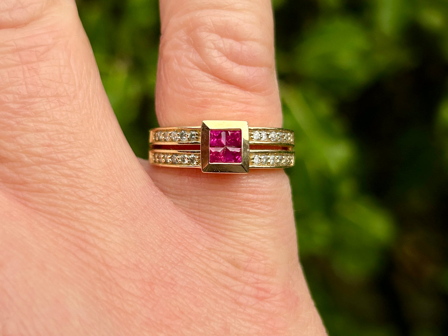 14ct Gold Ruby & Diamond Ring