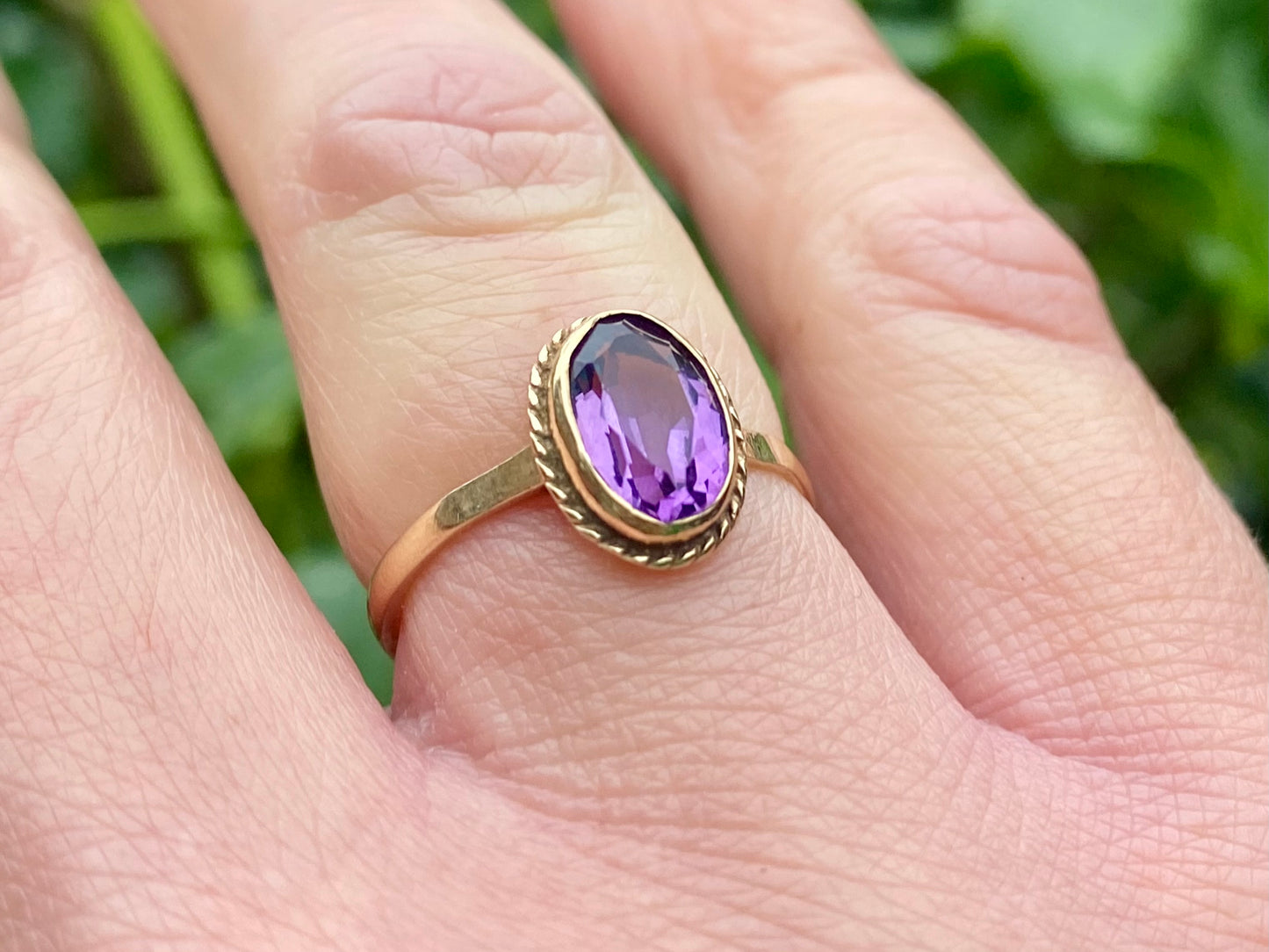 Vintage 9ct Gold Amethyst Ring
