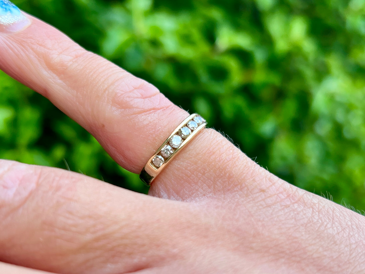 18ct Gold Seven-Stone Diamond Ring