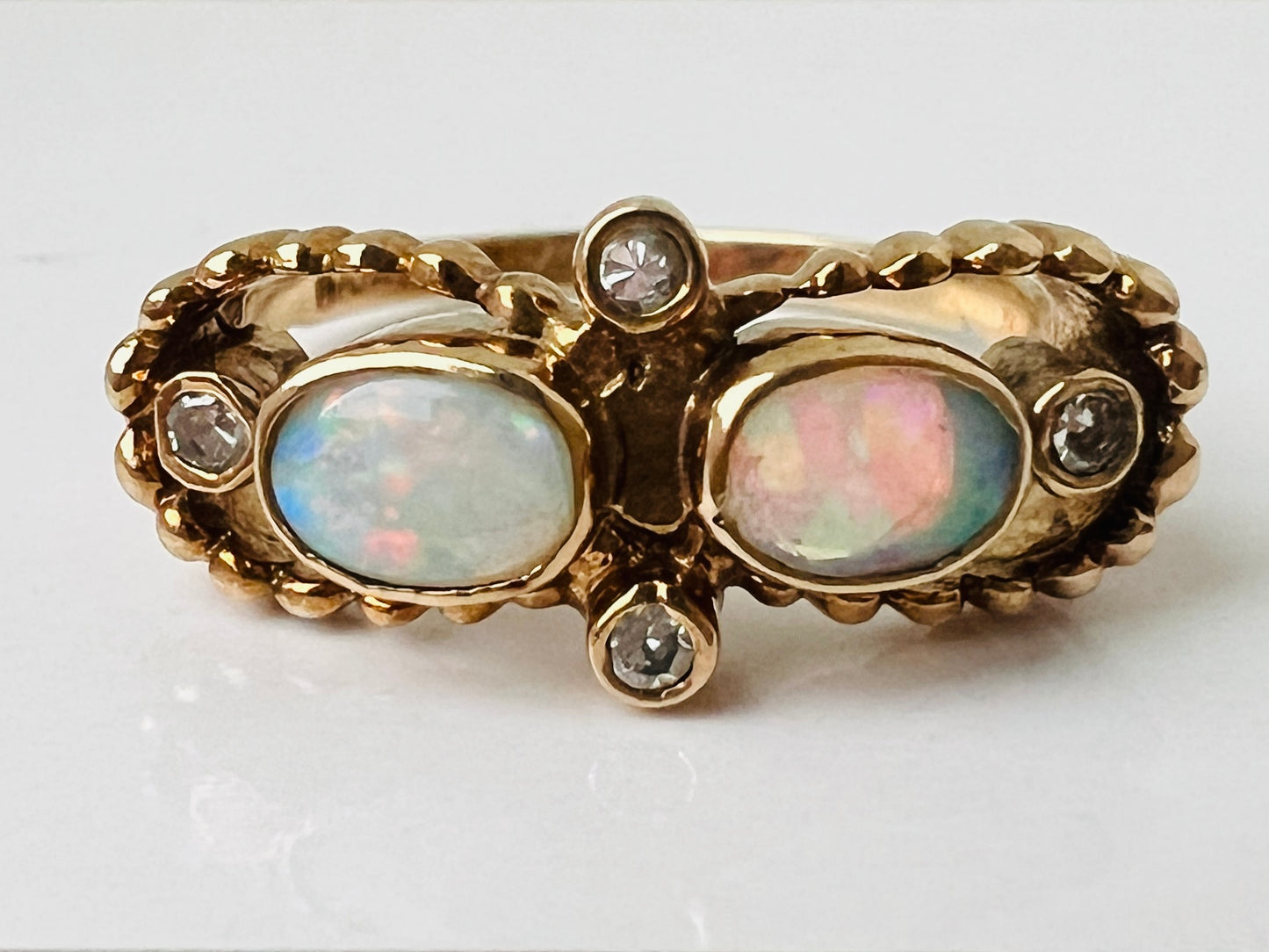 Vintage 9ct Gold Opal & Diamond Ring