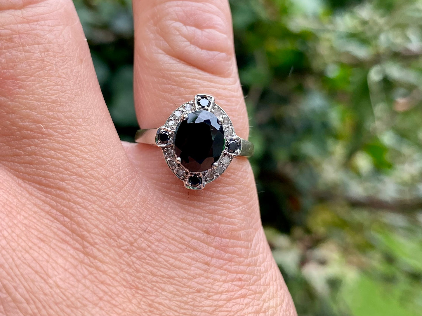 9ct Gold Sapphire & Diamond Ring