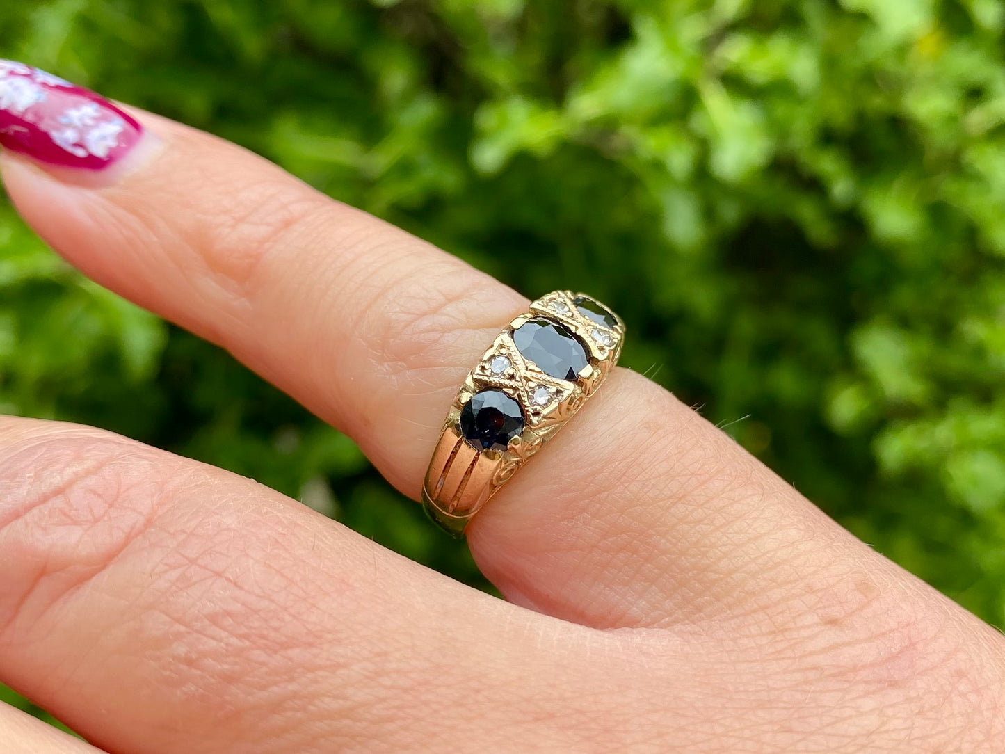 Vintage 9ct Gold Sapphire & Diamond Ring