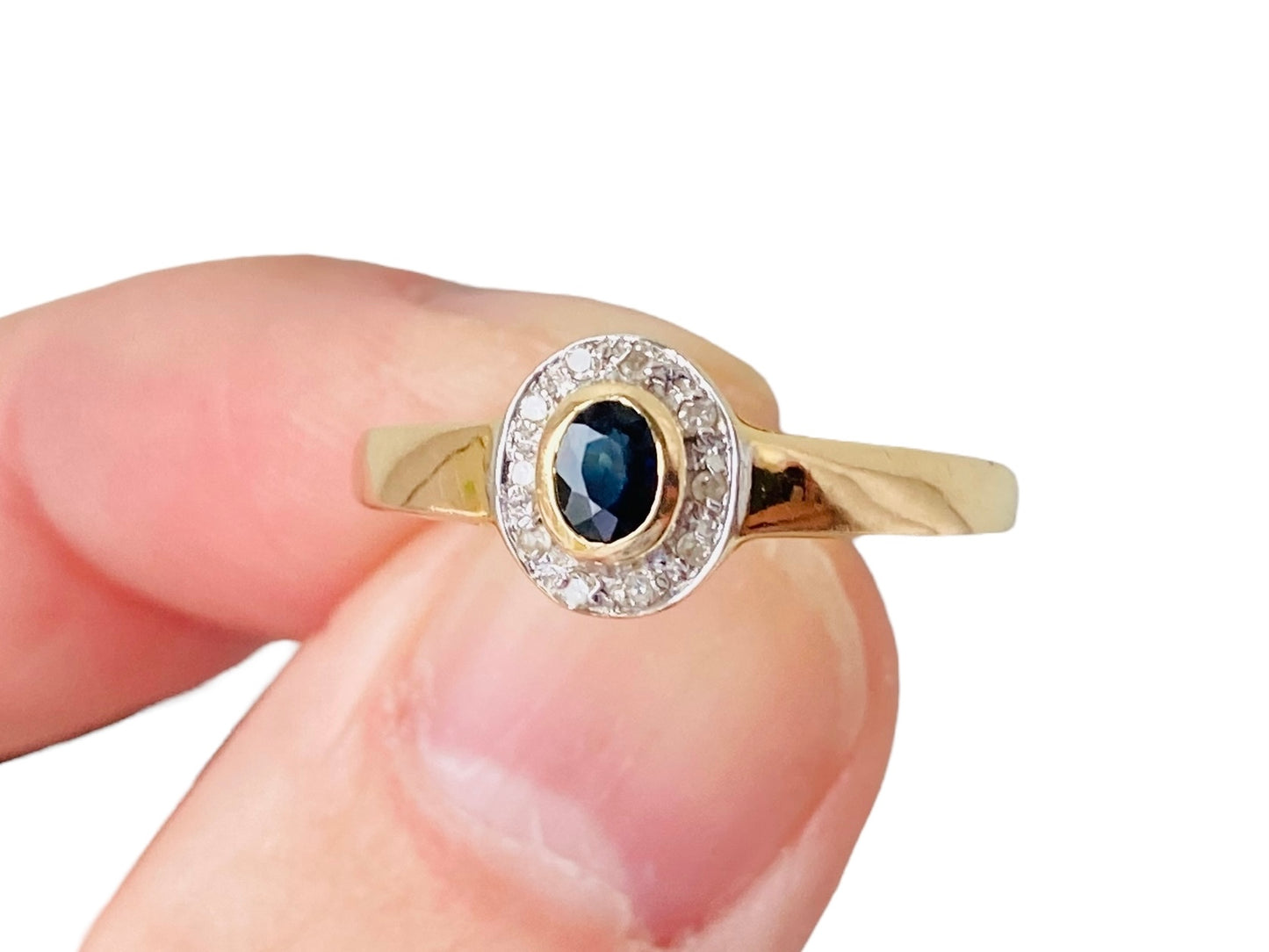 14ct Gold Sapphire & Diamond Ring