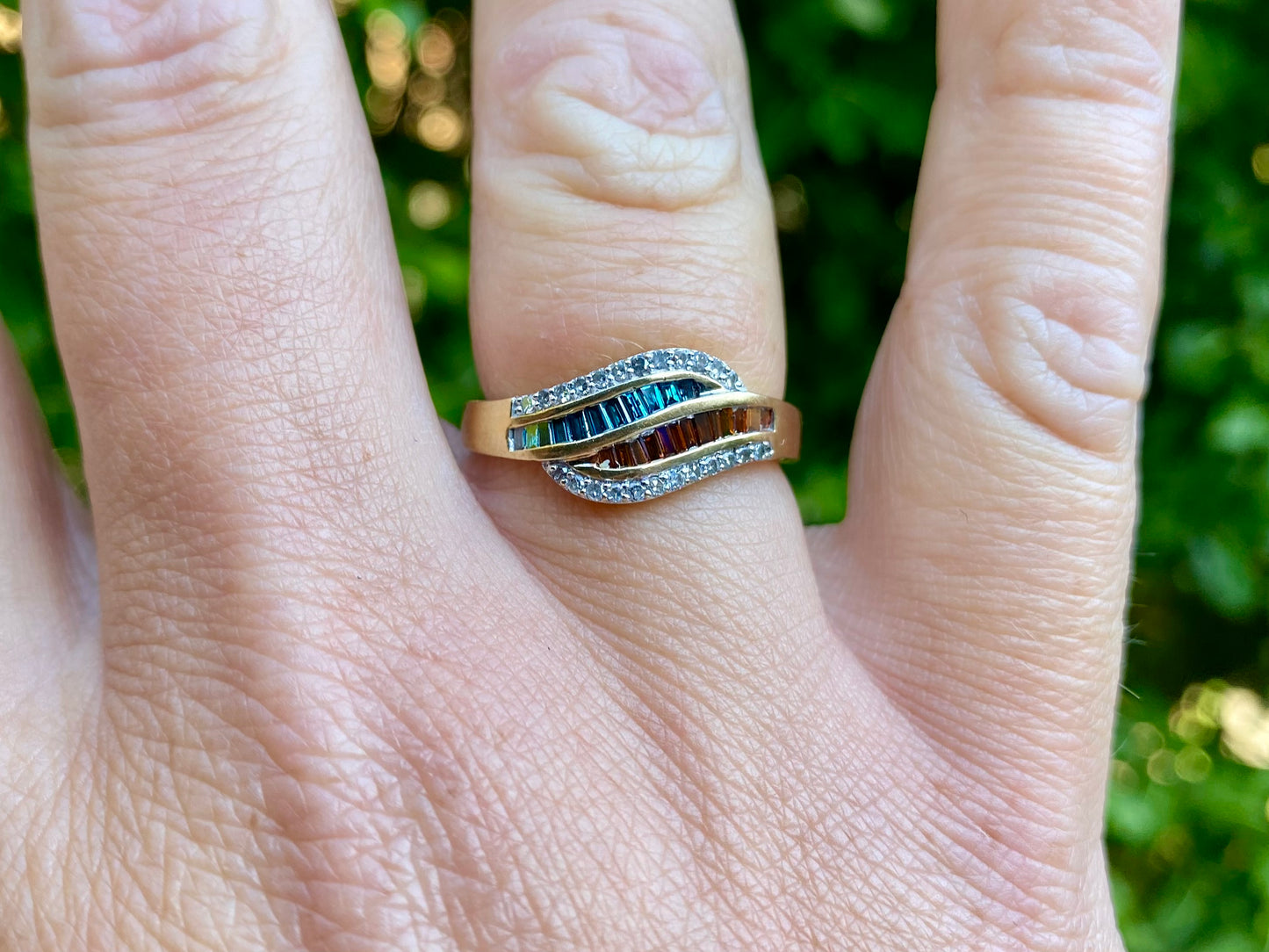 9ct Gold Blue, Red & White Diamond Ring