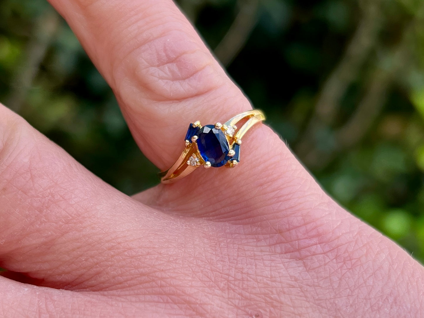 14ct Gold Sapphire & Diamond Ring