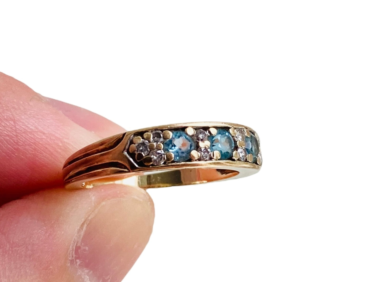 9ct Gold Topaz & Diamond Ring