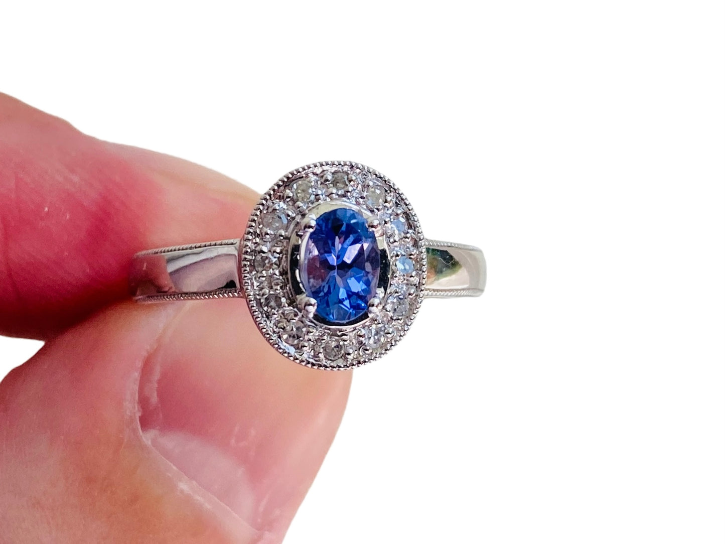 9ct Gold Tanzanite & Diamond Ring