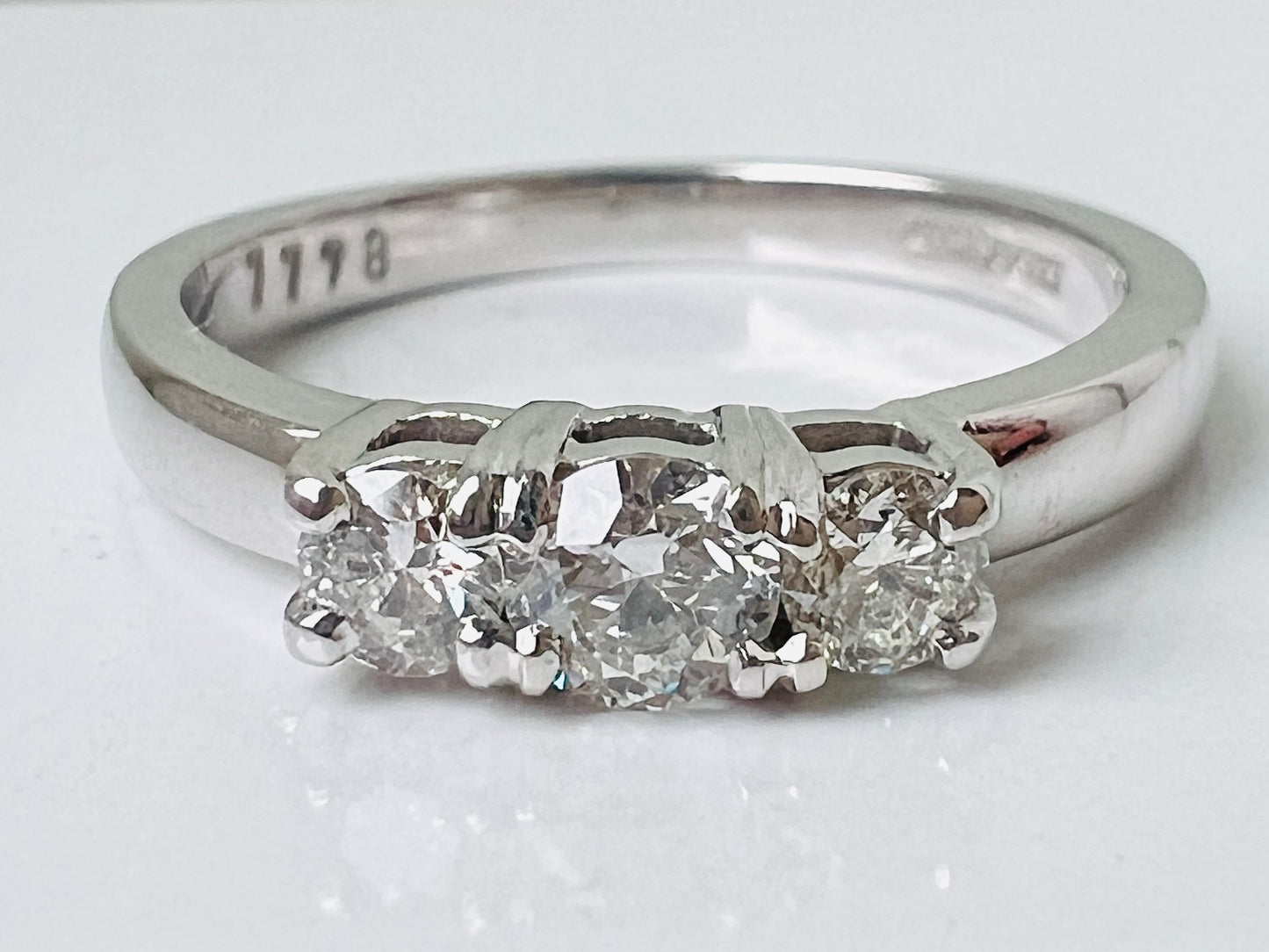 18ct Gold Diamond Trilogy Ring
