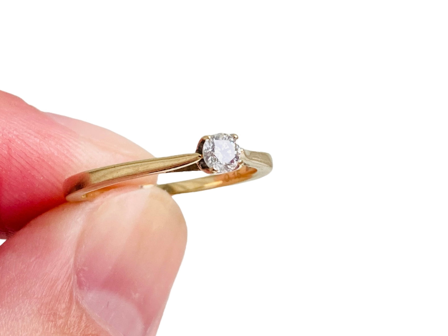 9ct Gold 0.15ct Diamond Solitaire Ring