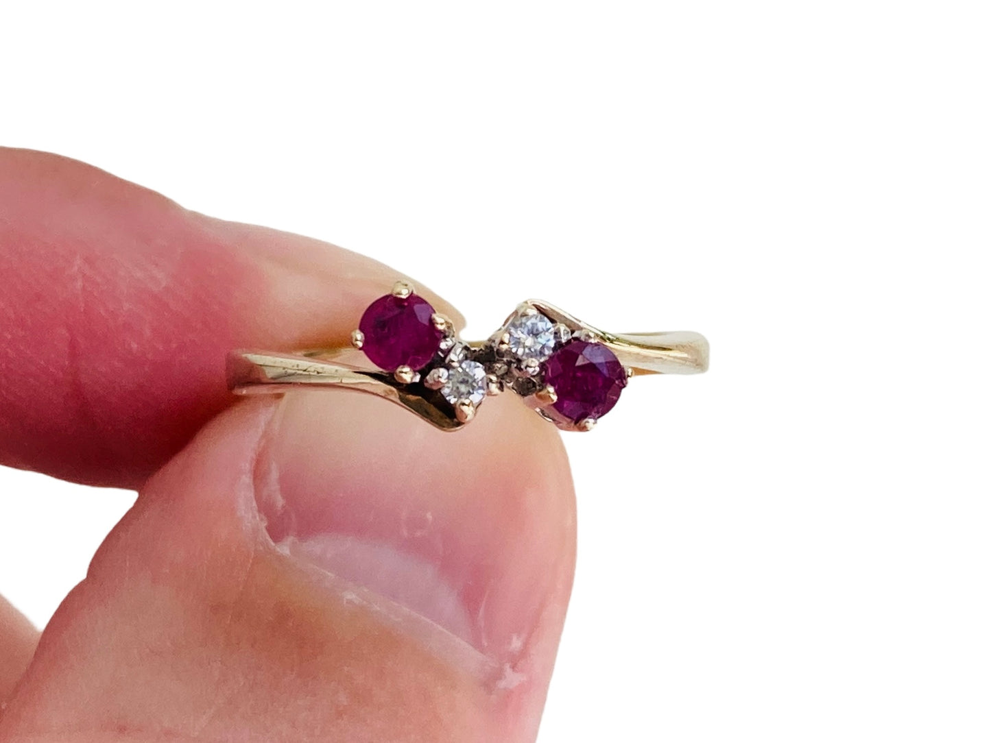 Vintage 9ct Gold Ruby & Diamond Ring