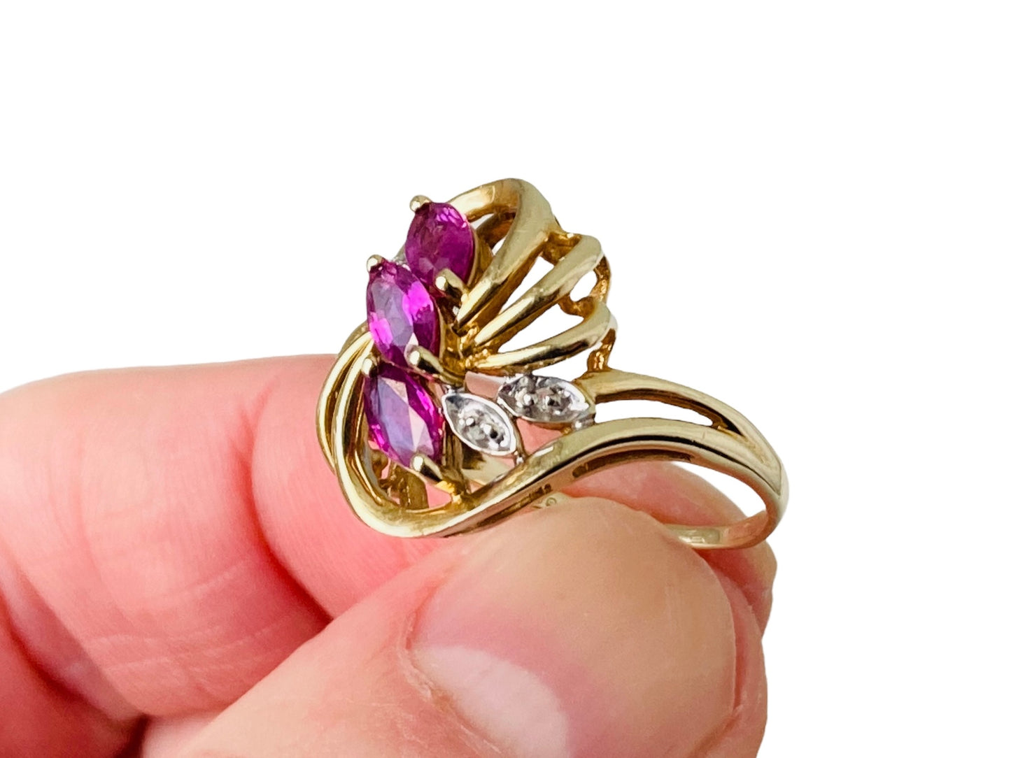 14ct Gold Ruby & Diamond Ring