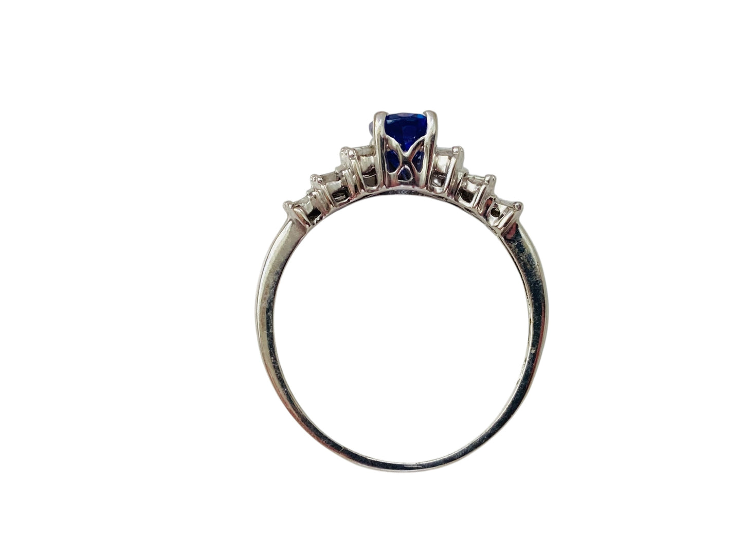 14ct Gold Tanzanite & Diamond Ring