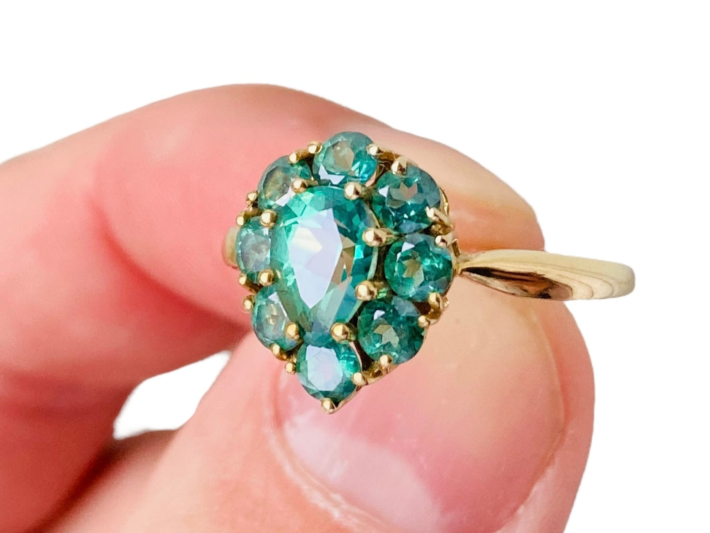 9ct Gold Green Sapphire Ring