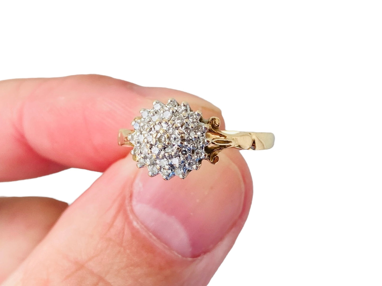 Vintage 9ct Gold Diamond Cluster Ring