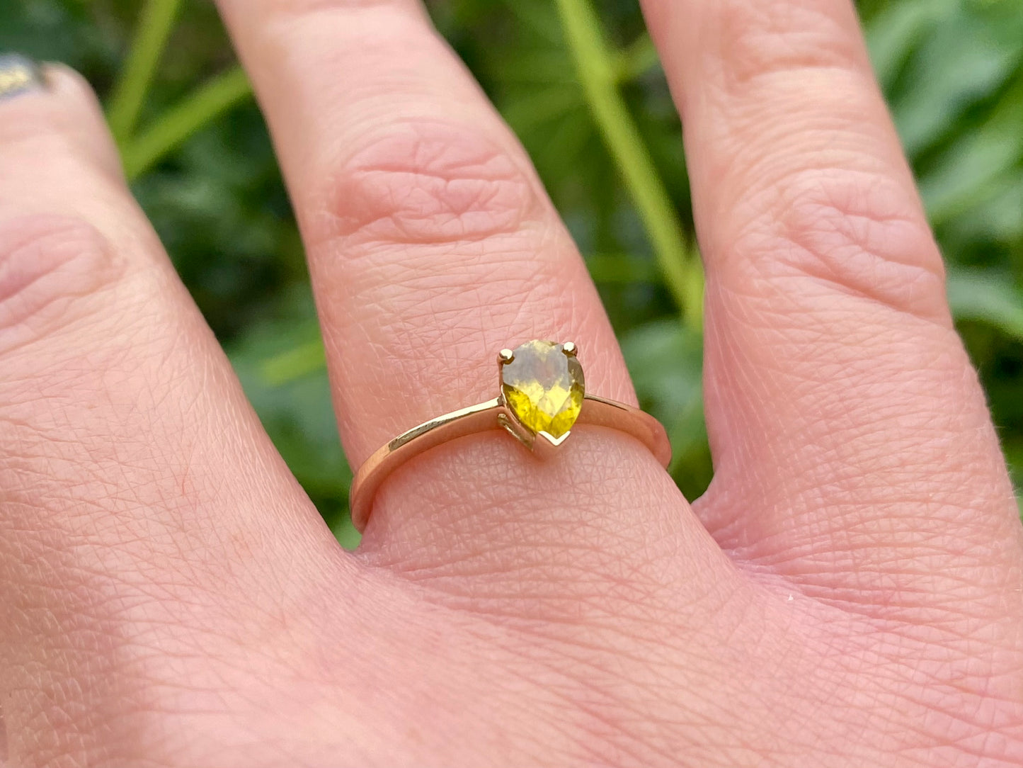 9ct Gold Canary Zircon Ring