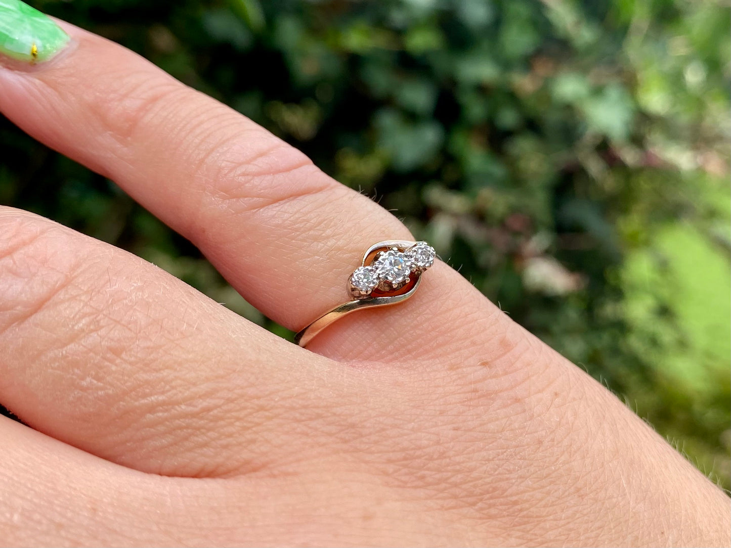 Antique 9ct Gold Diamond Ring