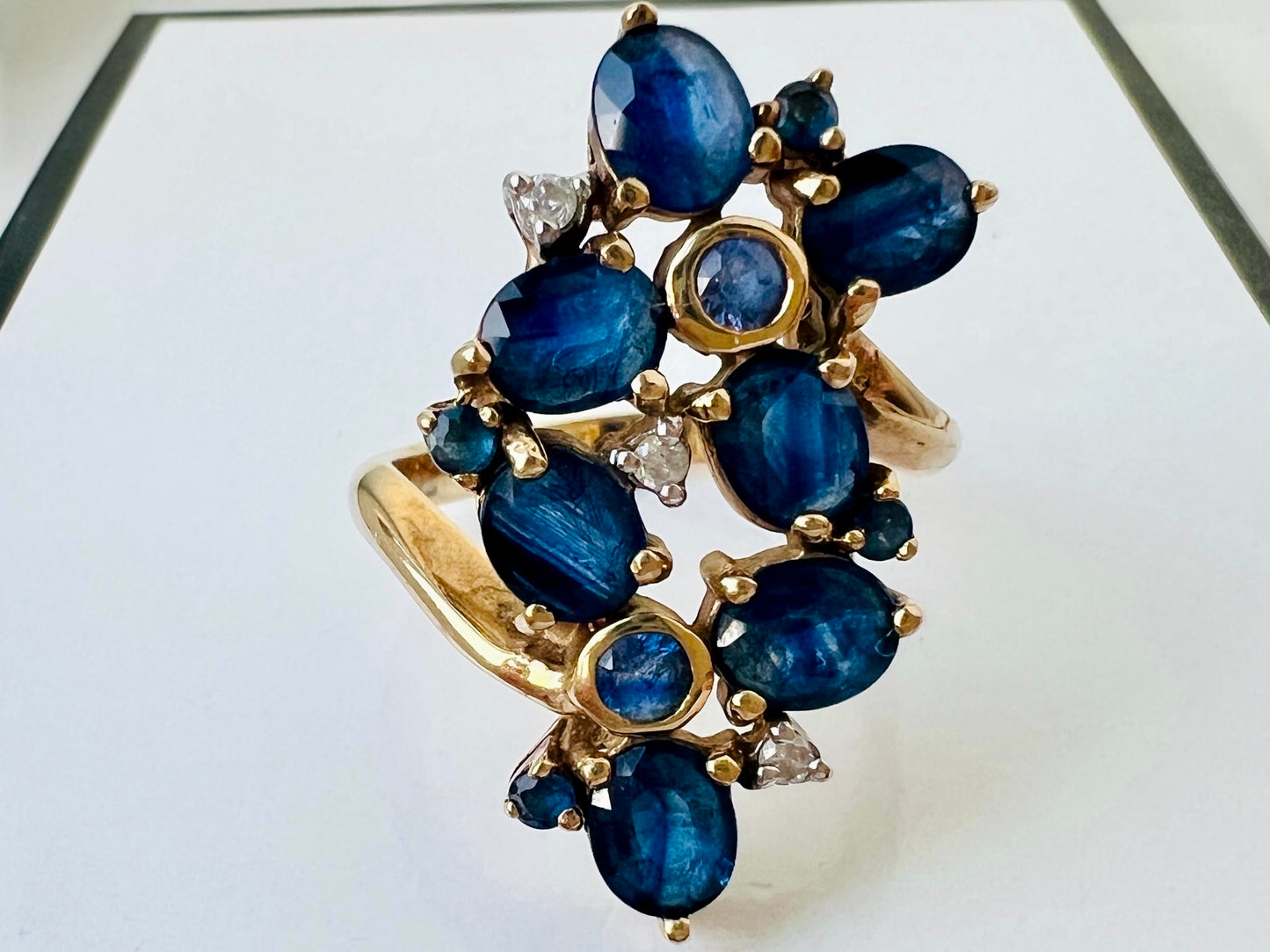 9ct Gold Sapphire & Diamond Ring
