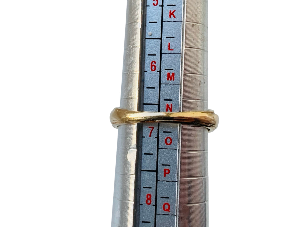 9ct Gold Sapphire & Diamond Ring