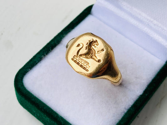 Antique 18ct Gold Seal Ring