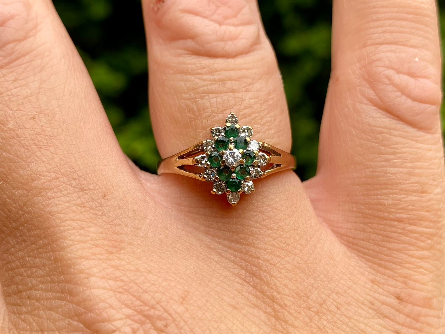 Vintage 9ct Gold Emerald & Diamond Ring