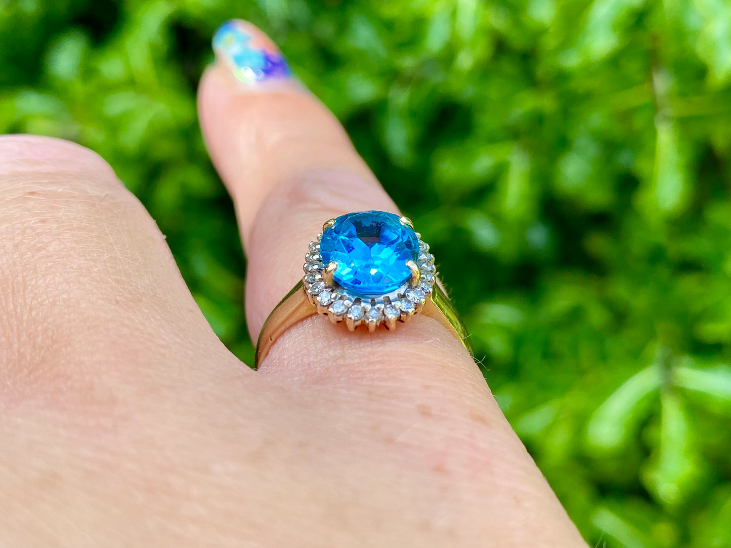 Vintage 18ct Gold Topaz & Diamond Ring