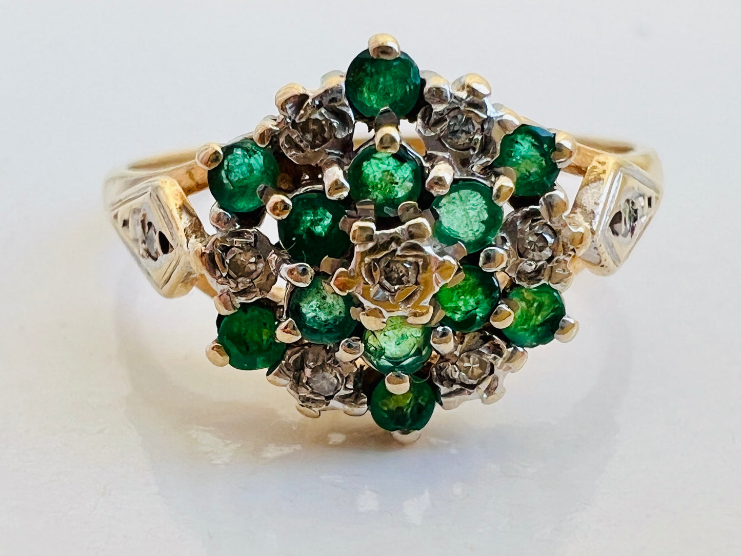 9ct Gold Emerald & Diamond Ring