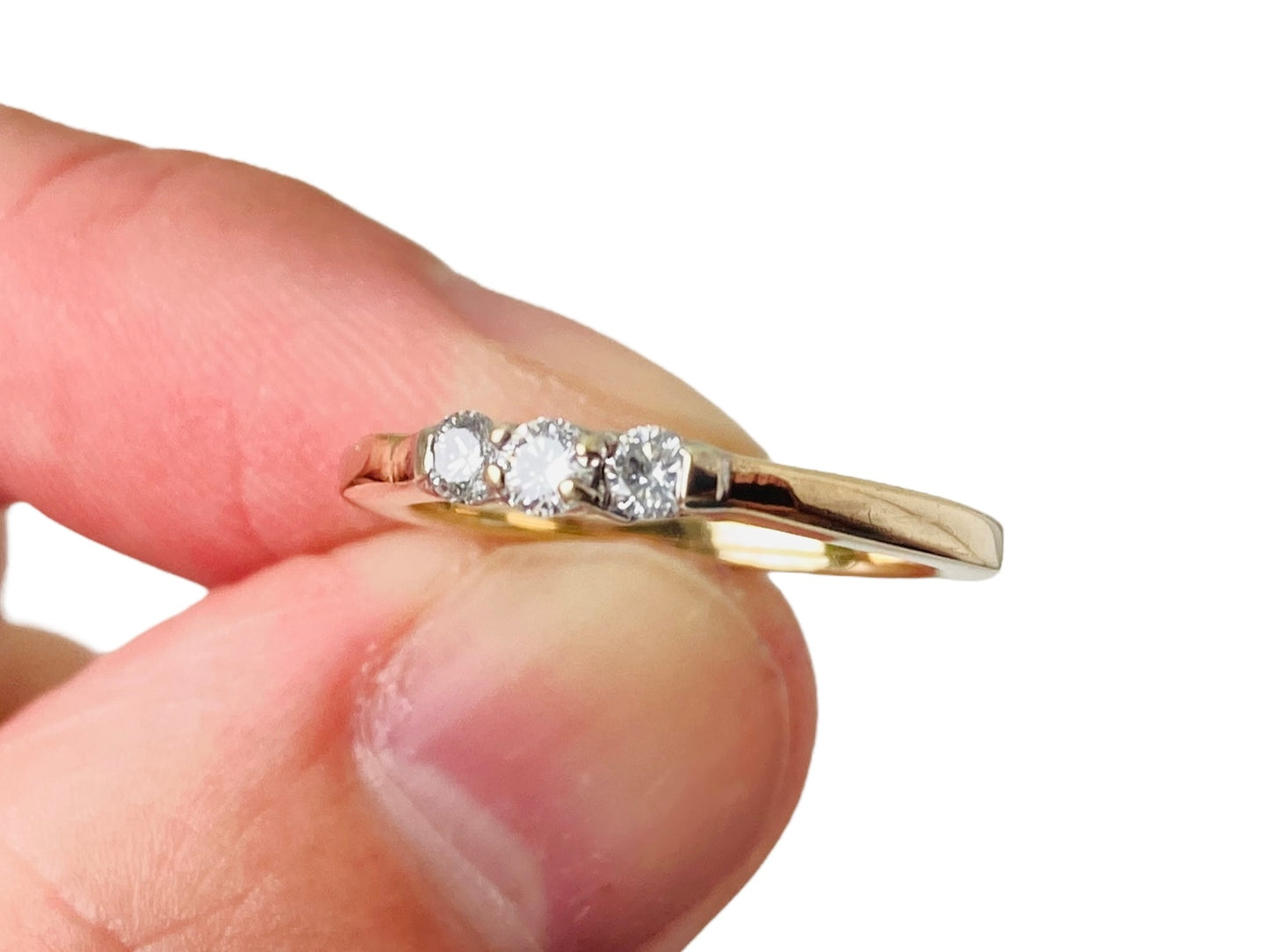 9ct Gold Three-Stone Diamond Ring