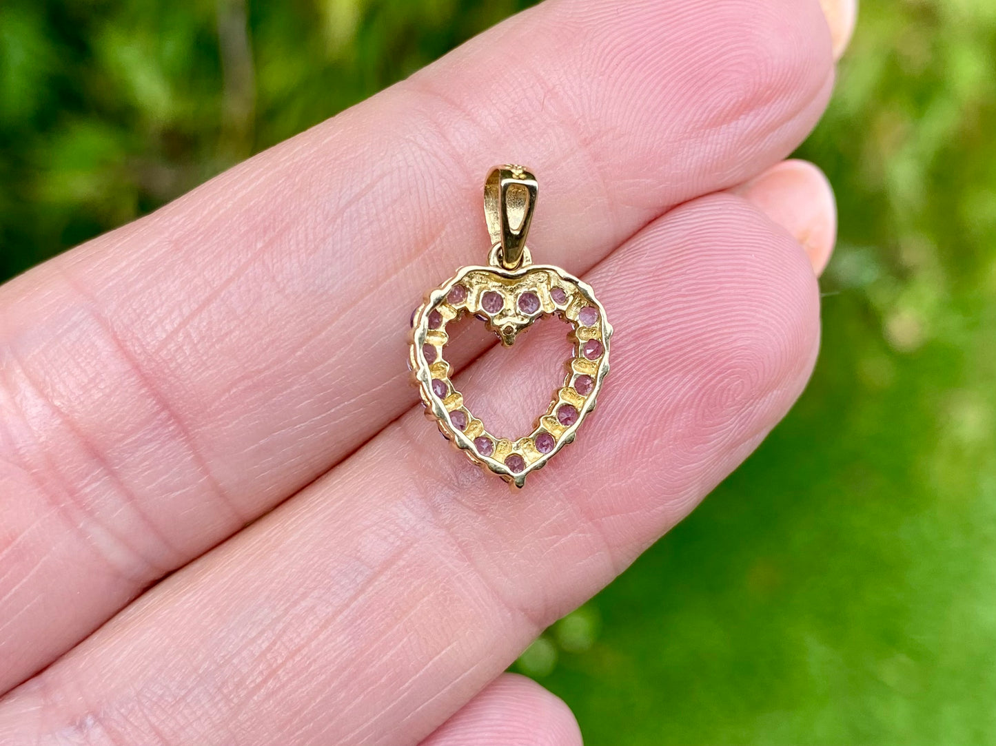 9ct Gold Tanzanite & Diamond Heart Pendant