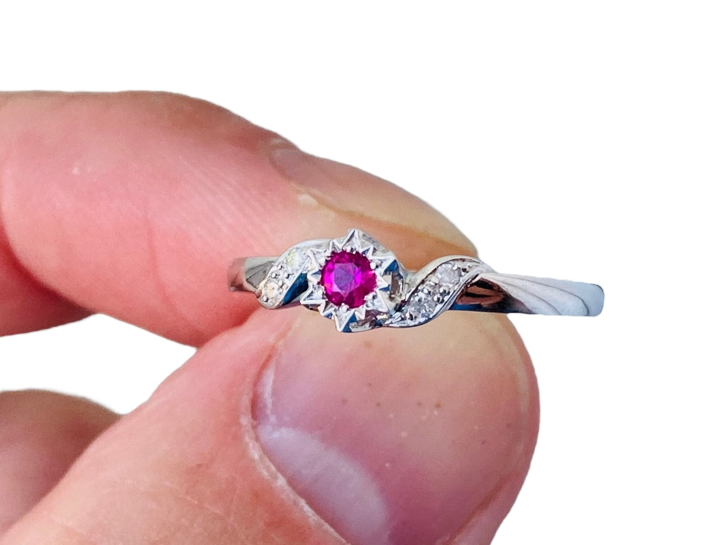 9ct Gold Ruby & Diamond Ring