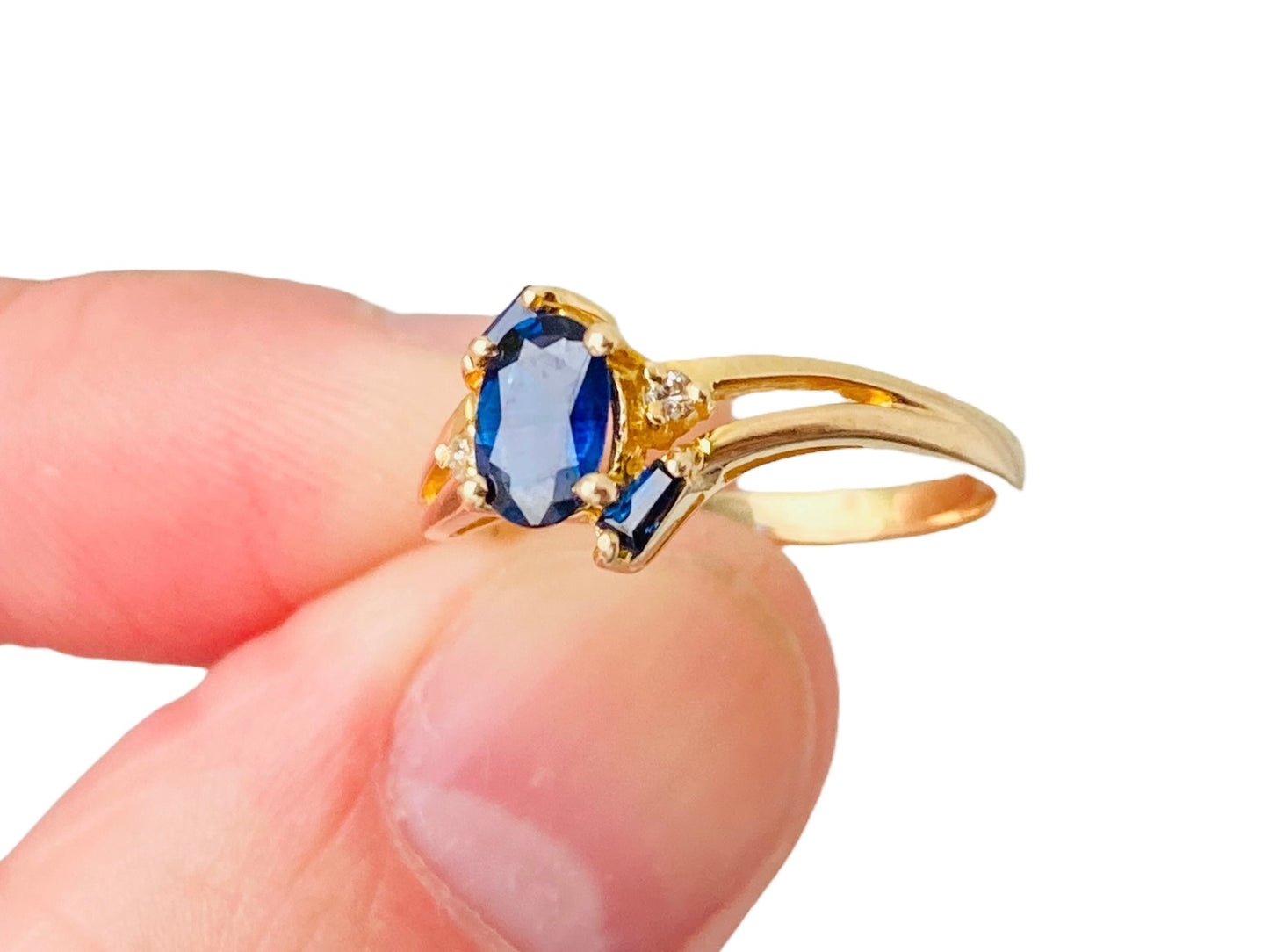 14ct Gold Sapphire & Diamond Ring