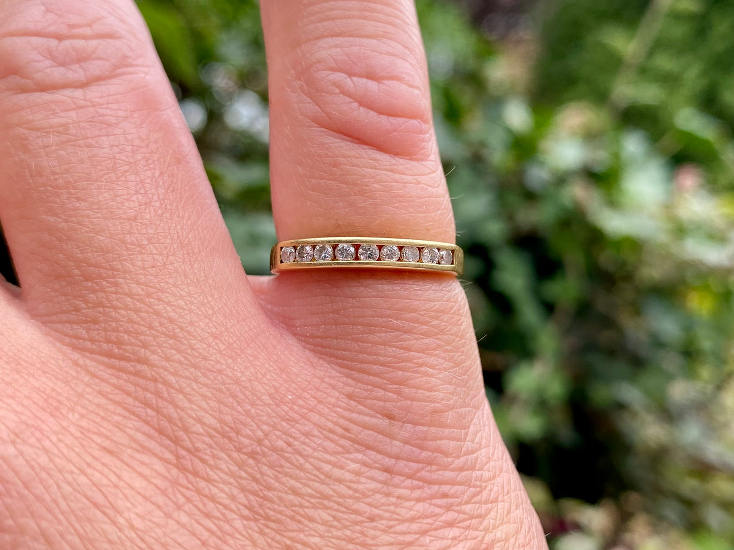 18ct Gold Nine-Stone Diamond Ring