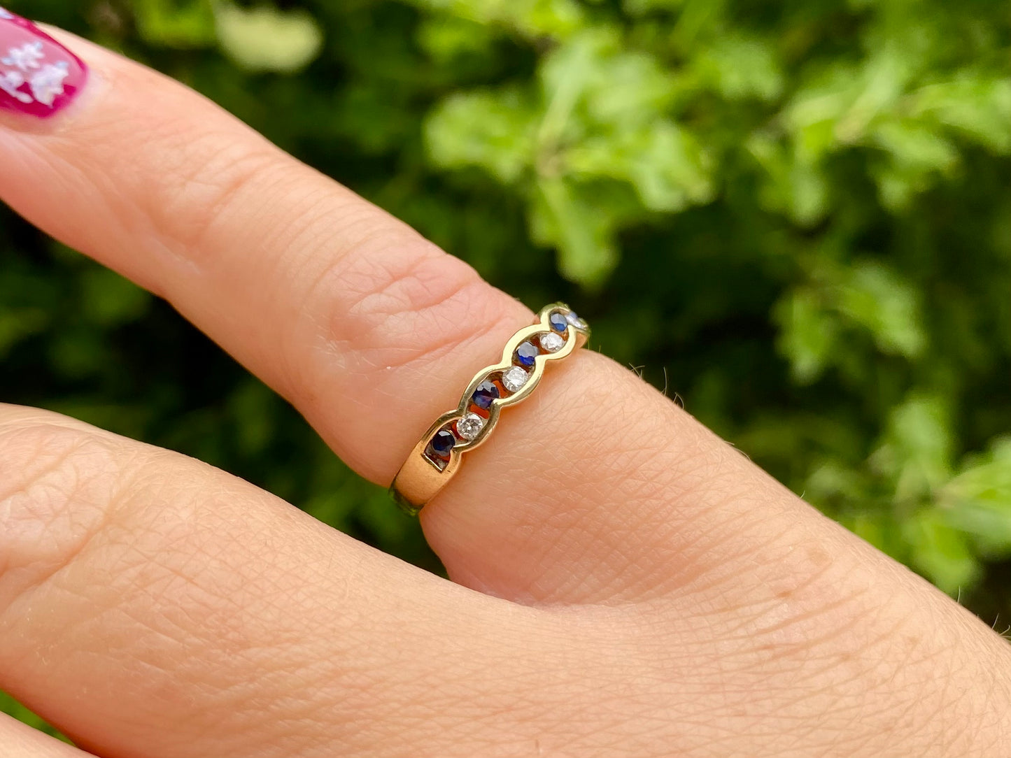 9ct Gold Sapphire & Diamond Ring