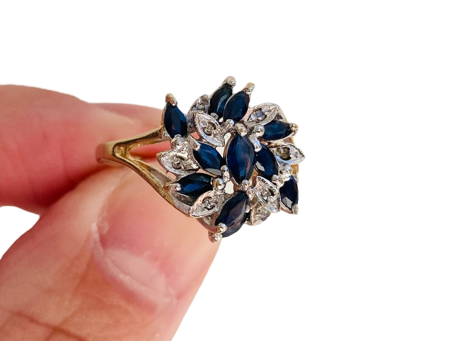 9ct Gold Sapphire & Diamond Ring