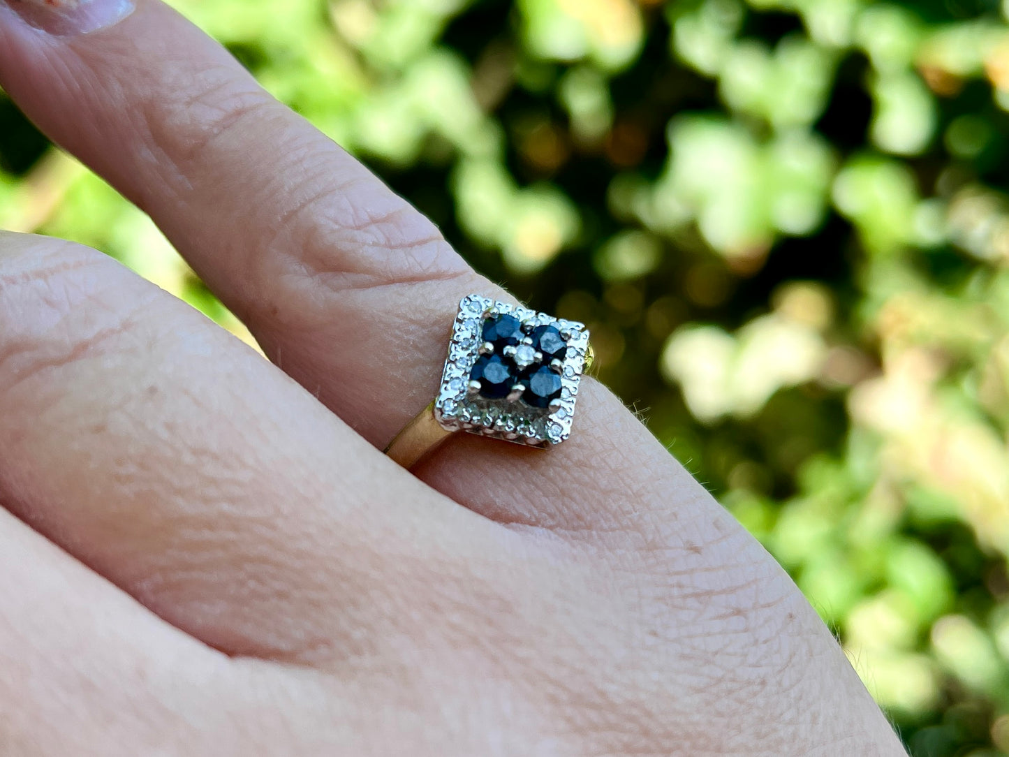 9ct Gold Sapphire & Diamond Ring