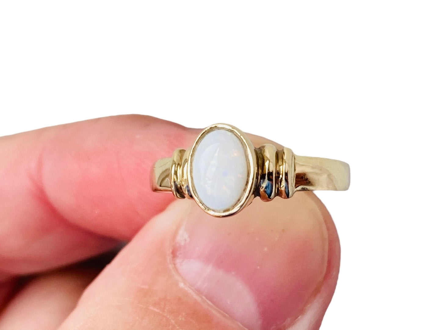 Vintage 9ct Gold Opal Ring