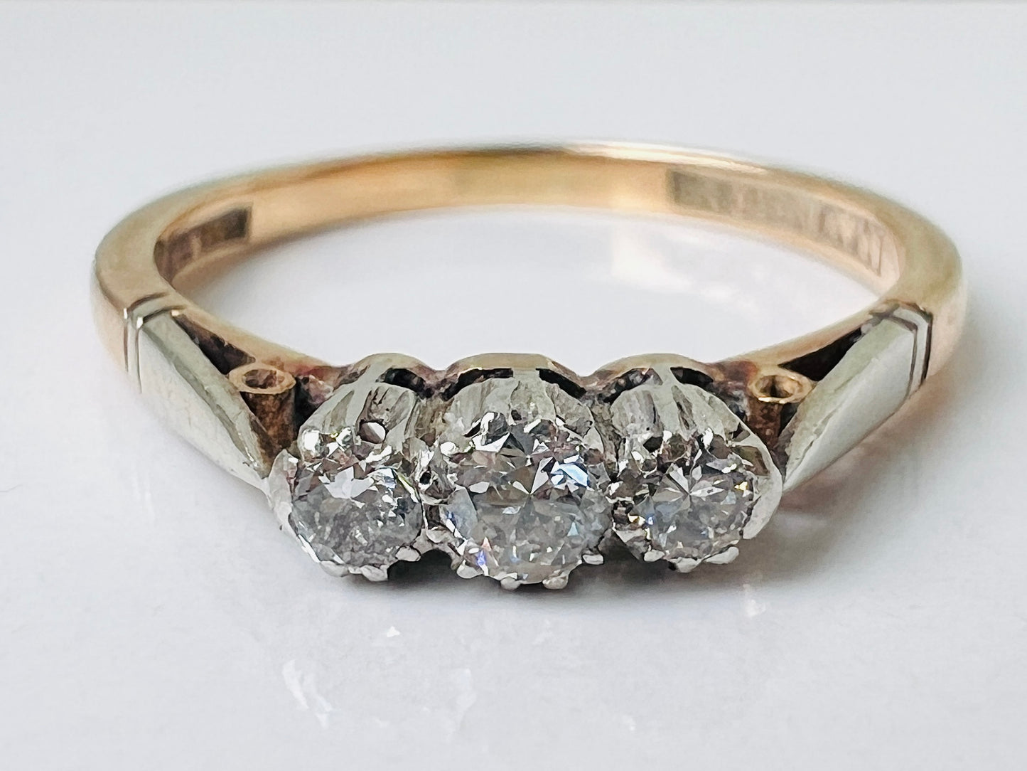 Antique 9ct Gold & Platinum Diamond Ring