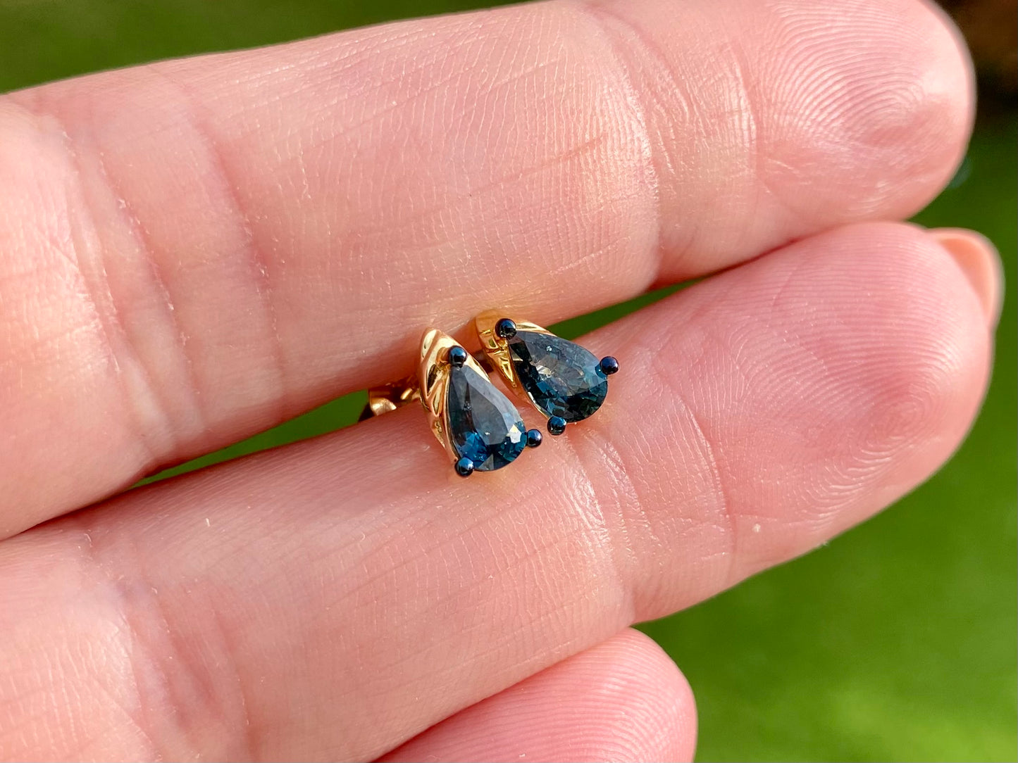 9ct Gold Topaz Earrings