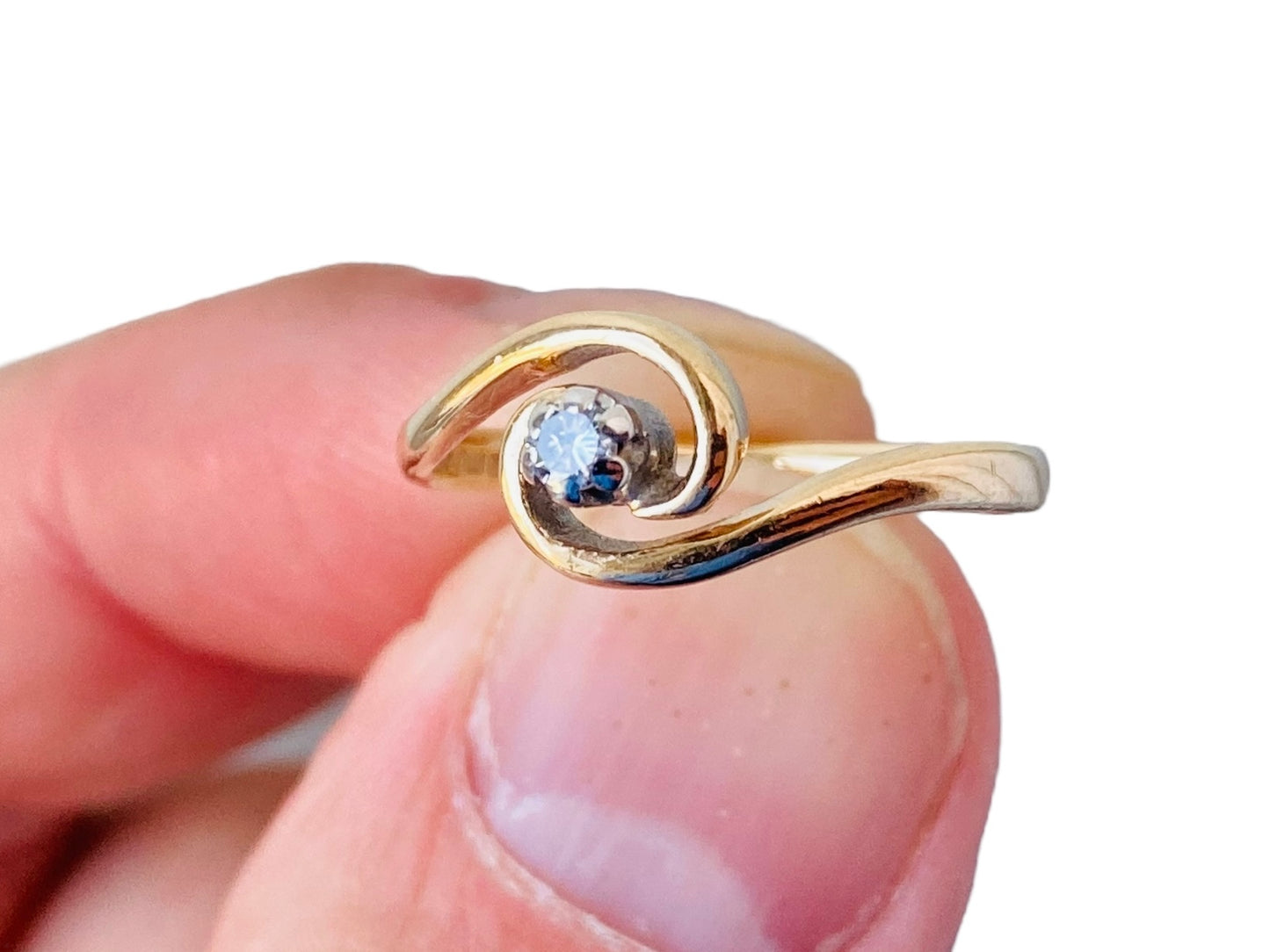 Vintage 9ct Gold Diamond Ring