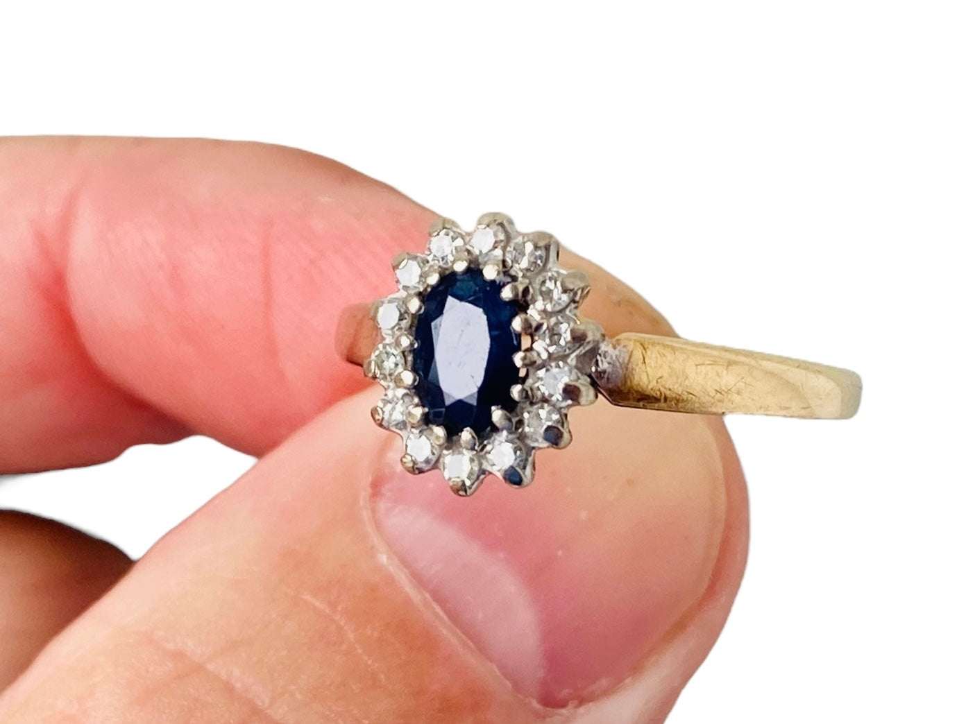 Vintage 9ct Gold Sapphire & Diamond Ring