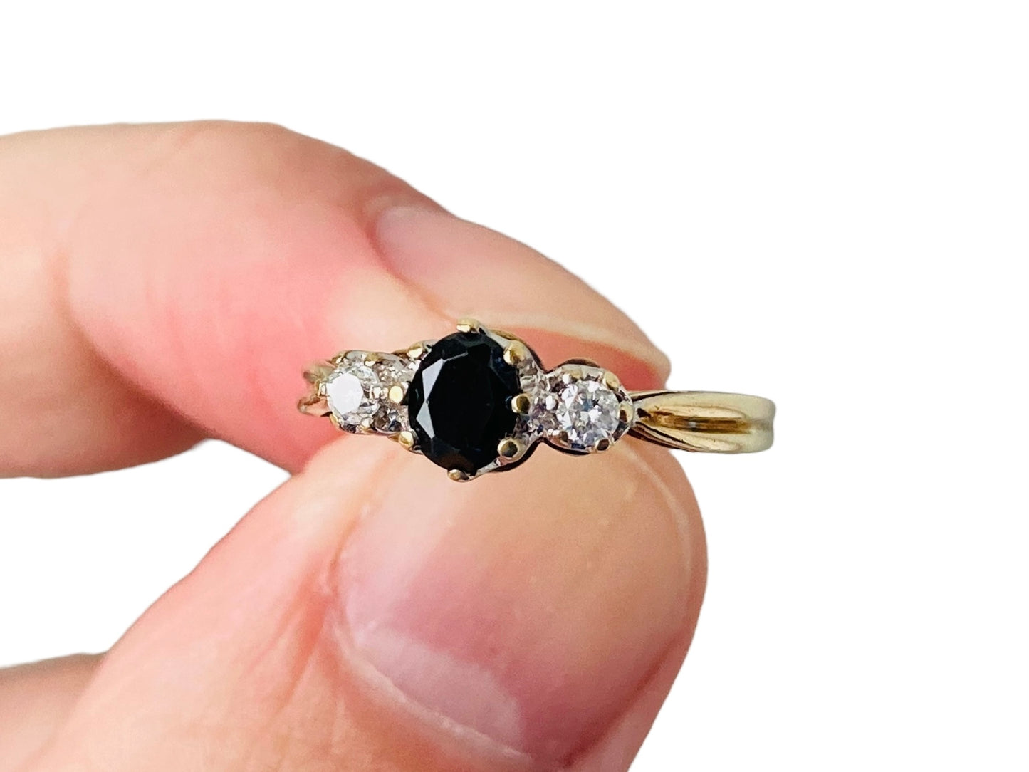 9ct Gold Sapphire & Diamond Ring