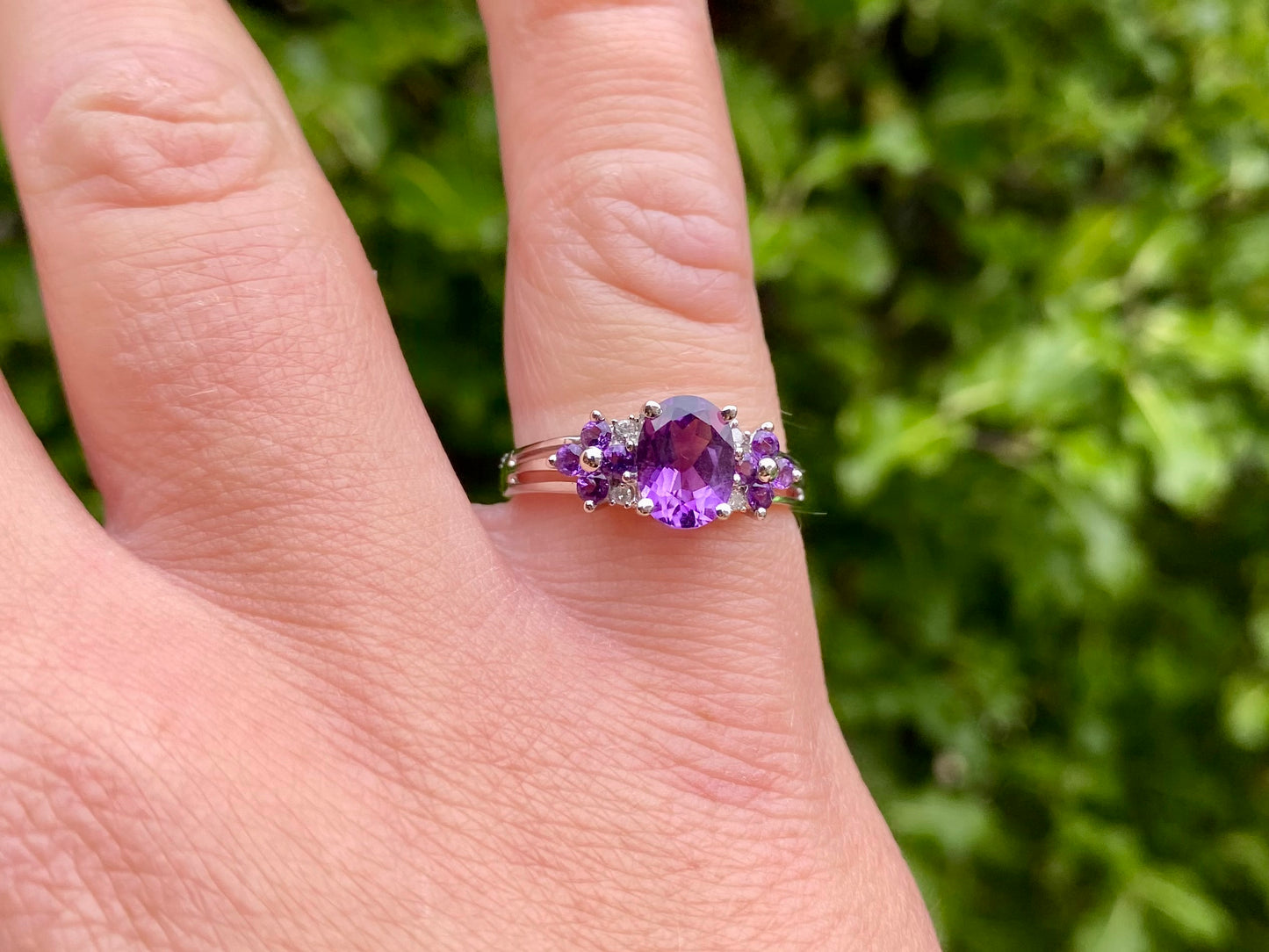 9ct Gold Amethyst & Diamond Ring