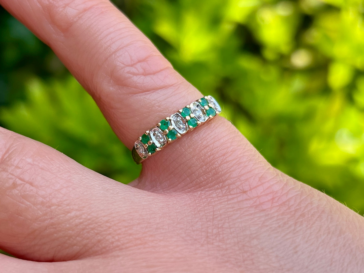 9ct Gold Emerald & Diamond Ring