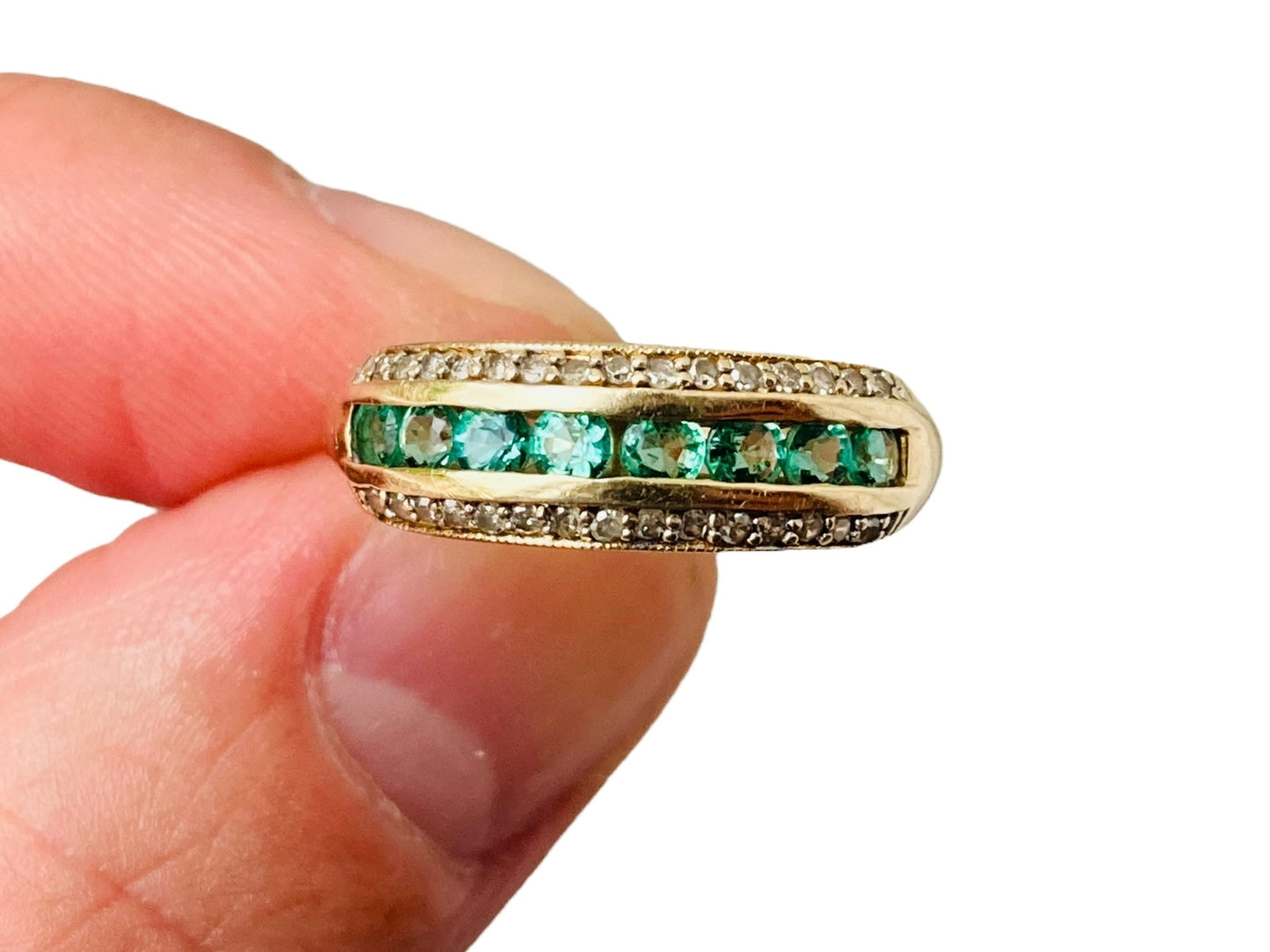 9ct Gold Emerald & Diamond Ring