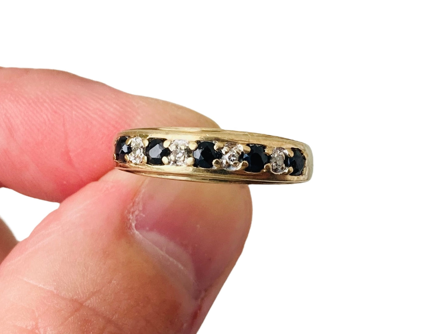 9ct Gold Sapphire & Diamond Ring