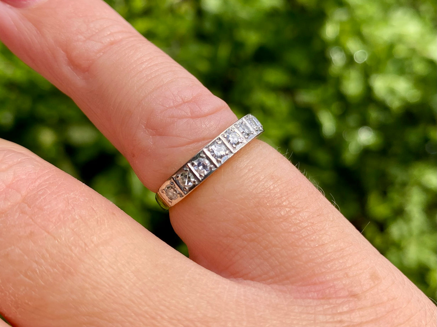 Vintage 18ct Gold Diamond Band Ring