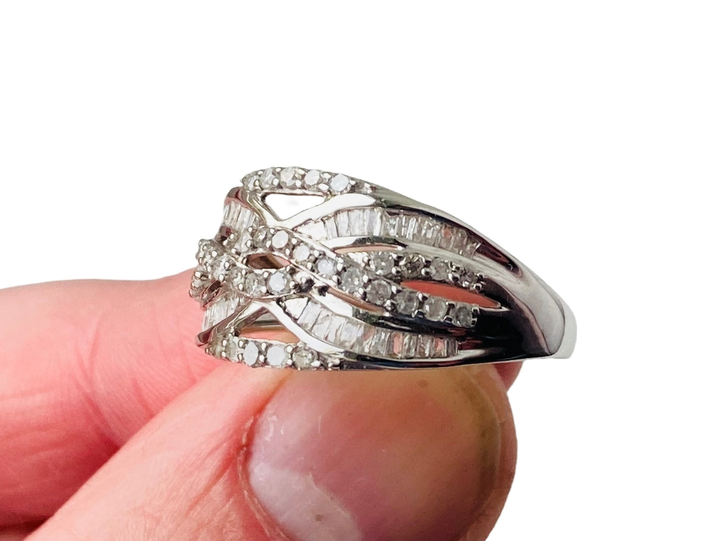 9ct Gold Diamond Ring