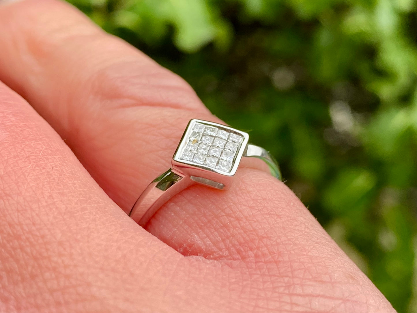 18ct Gold Diamond Ring
