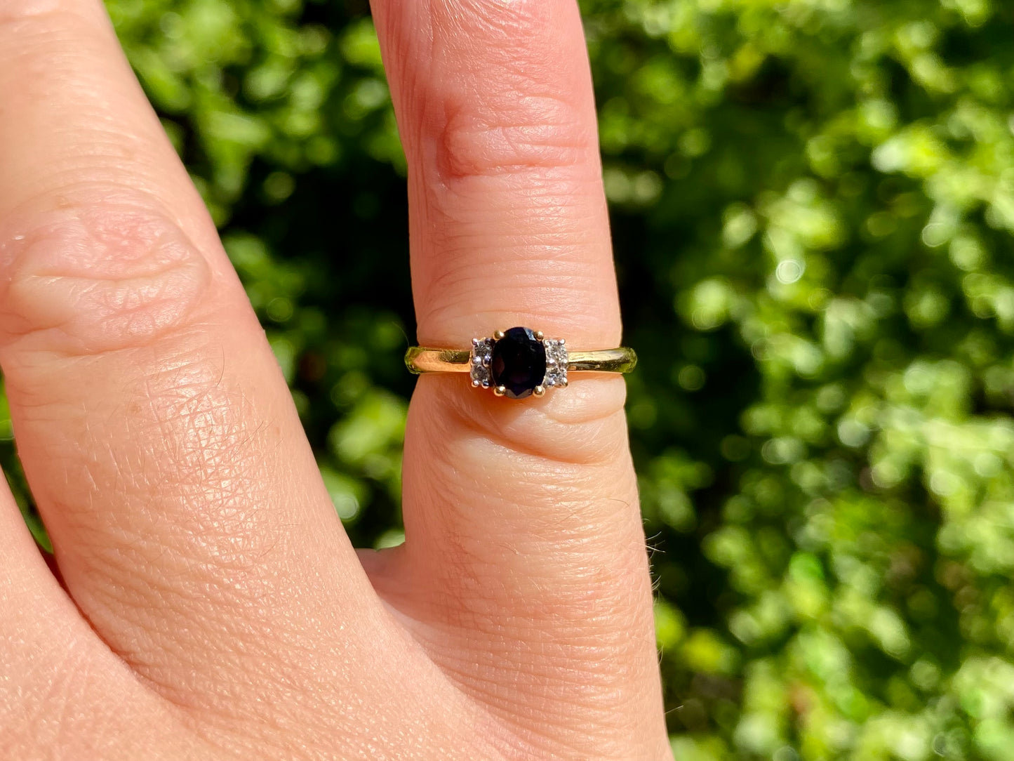 18ct Gold Sapphire & Diamond Ring