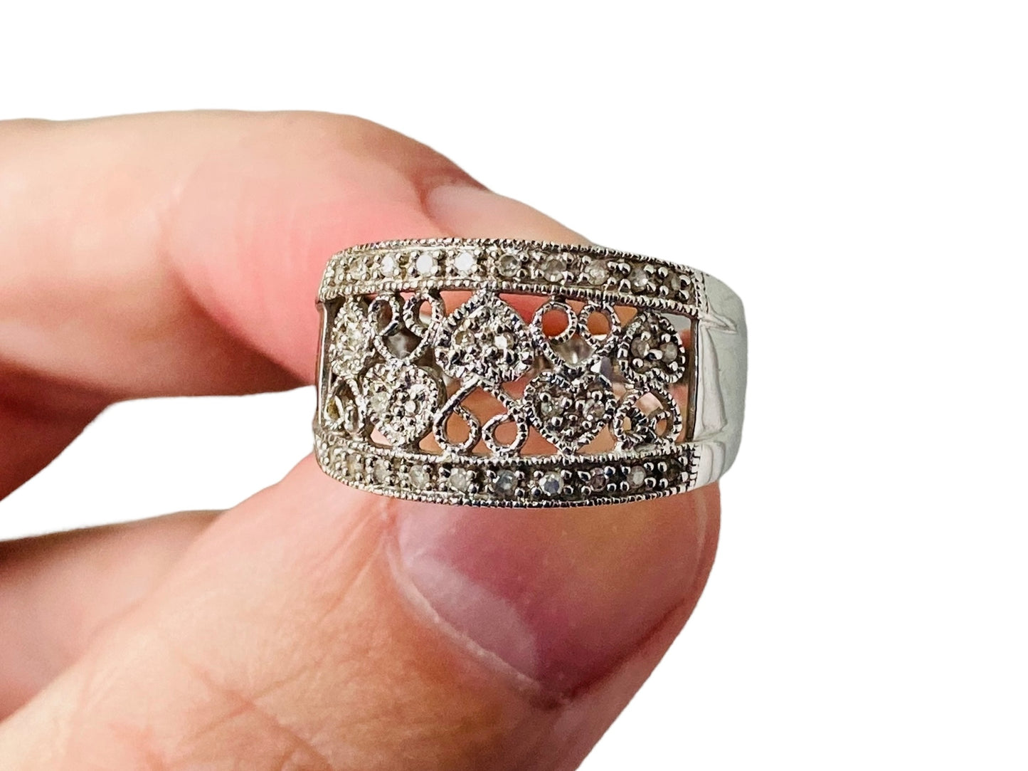 9ct Gold Diamond Ring