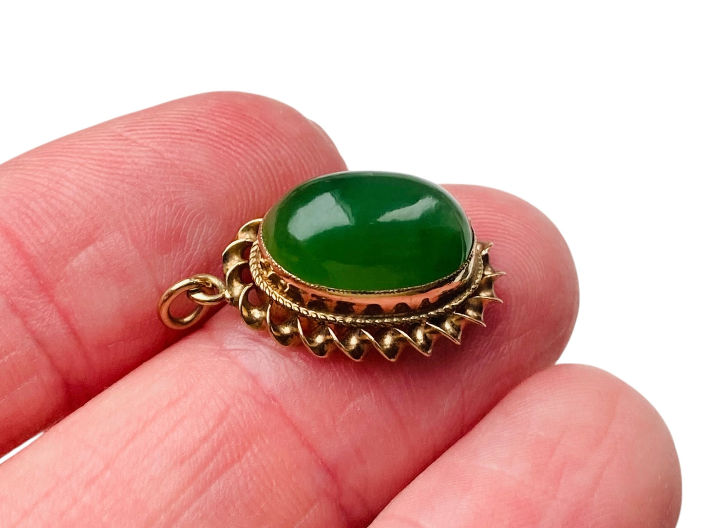 Vintage 9ct Gold Jade Pendant